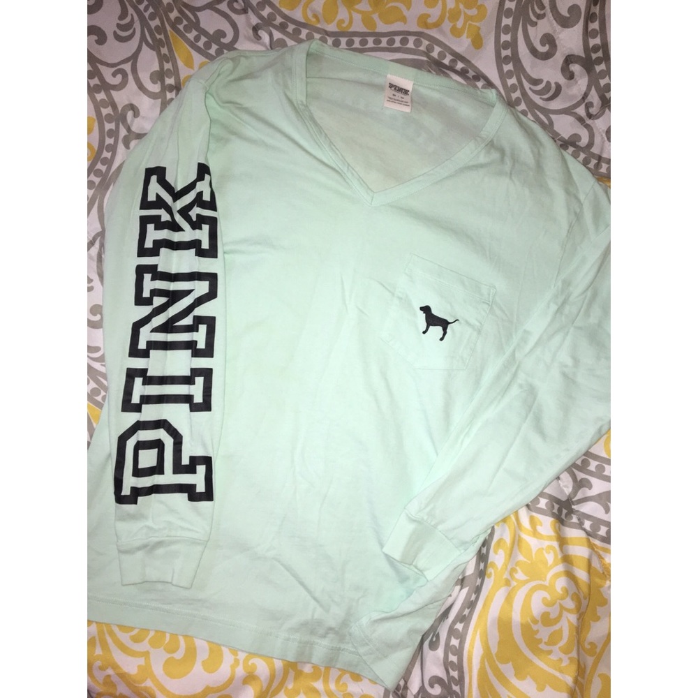 VS PINK long sleeved tee
